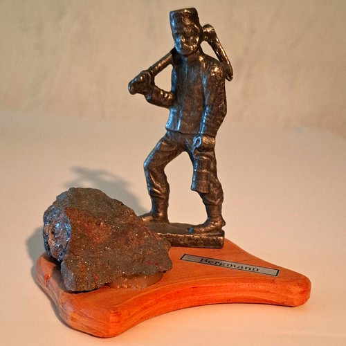 Bergmann figur auf - auf, holzsockel