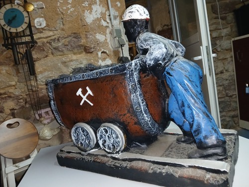 Dekorative skulptur eines - skulptur,