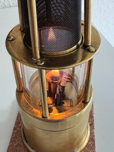 Benzinsicherheitslampe