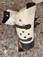 Schienbeinschoner Zeche